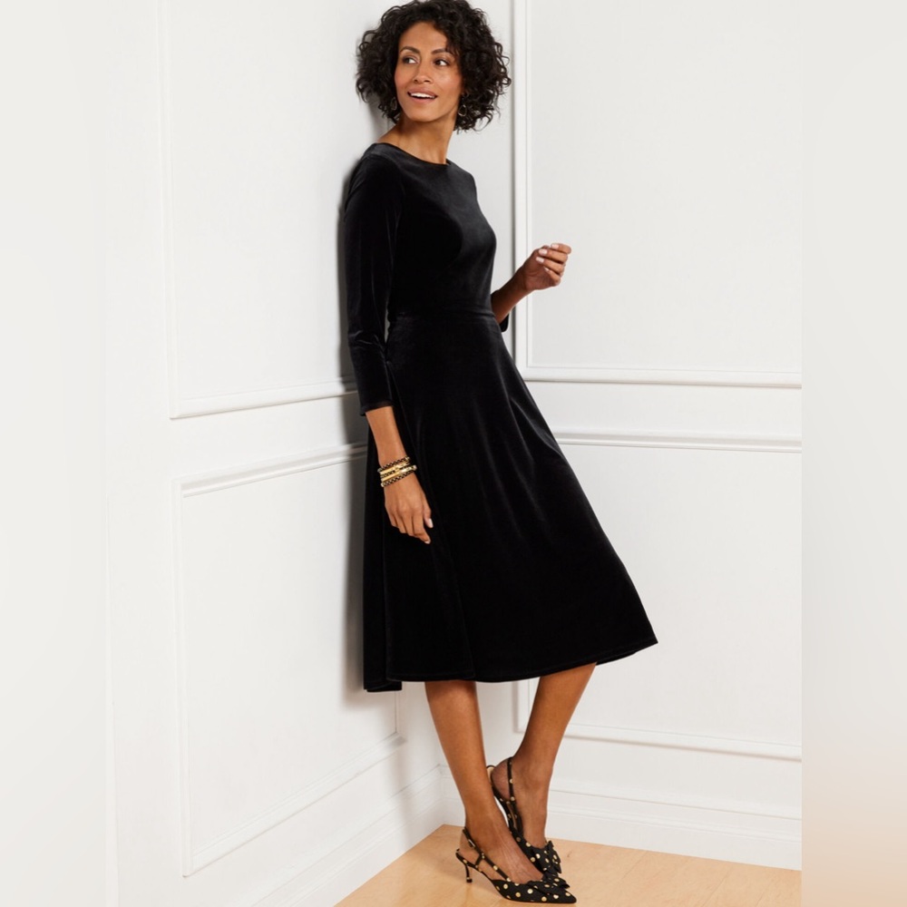 VELOUR FIT & FLARE DRESS